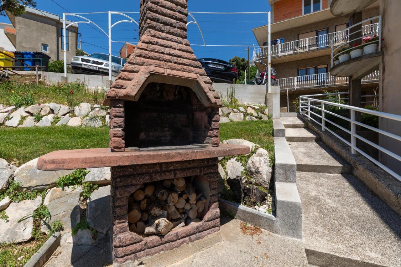 Apartments With A Parking Space Stanici, Omis - 11421 Celina Extérieur photo
