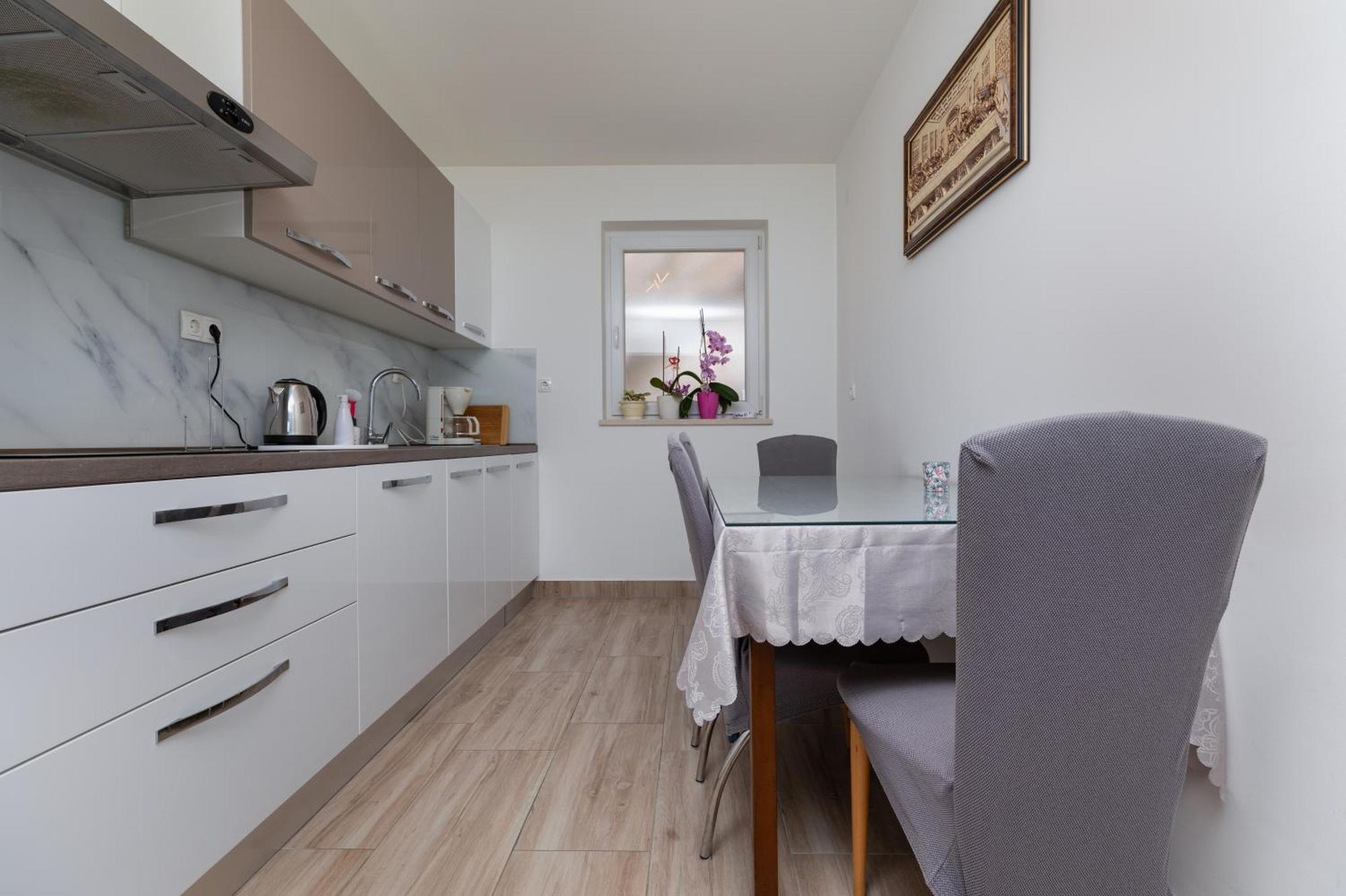 Apartments With A Parking Space Stanici, Omis - 11421 Celina Extérieur photo