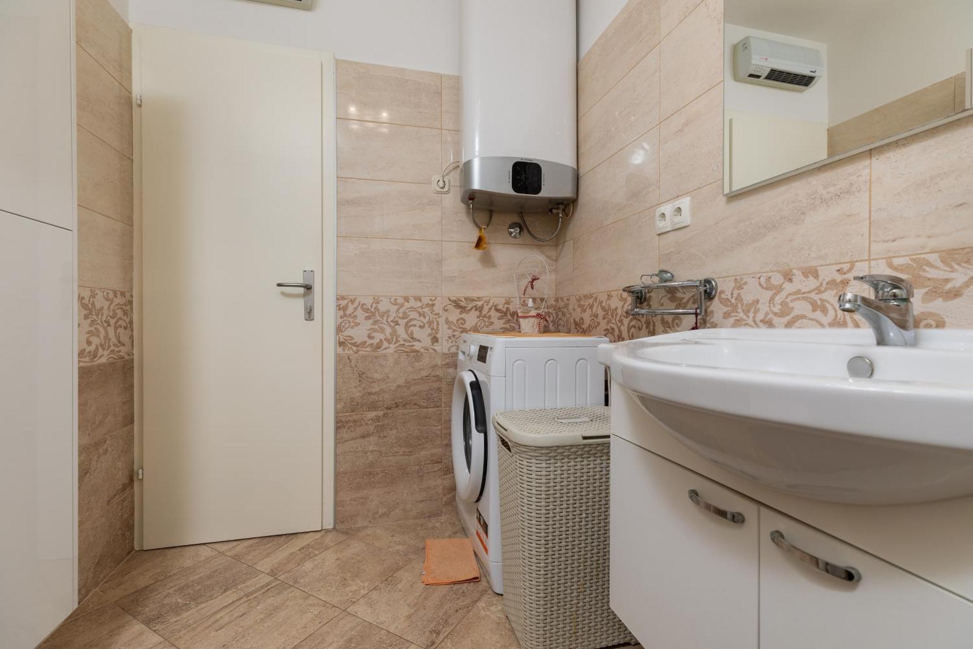 Apartments With A Parking Space Stanici, Omis - 11421 Celina Chambre photo
